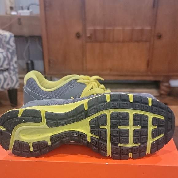 Nike Gray and Yellow Athletic Shoes - Picture 5 of 5